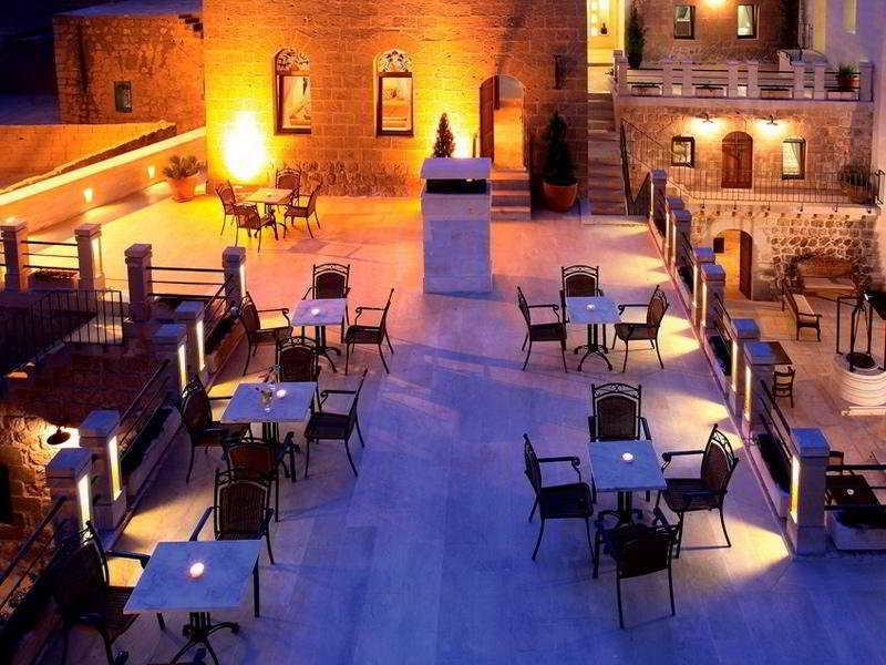 Kasr-I Nehroz Hotel Midyat Esterno foto